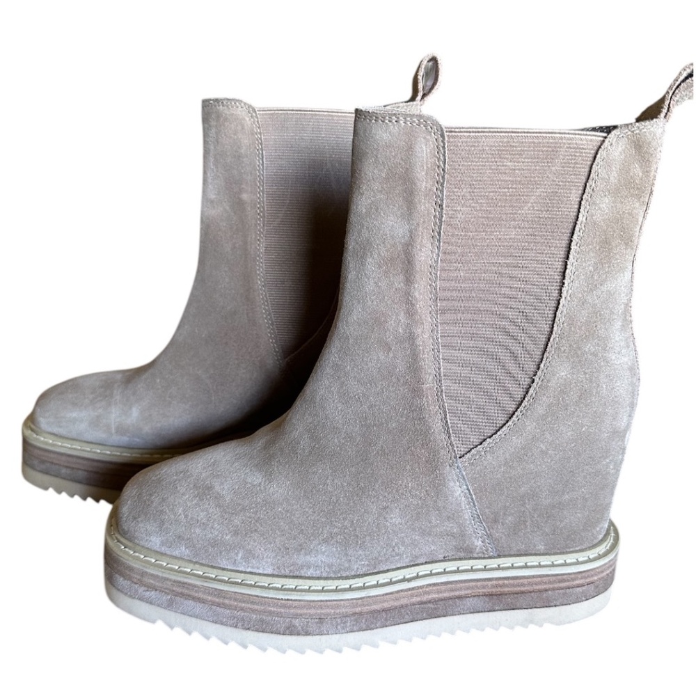 Vince Camuto Taupe Booties